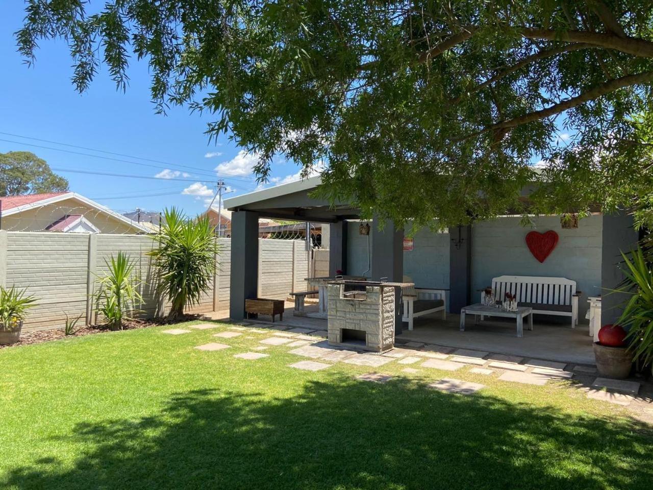 Karoo Heart Apartment Beaufort West Exterior photo