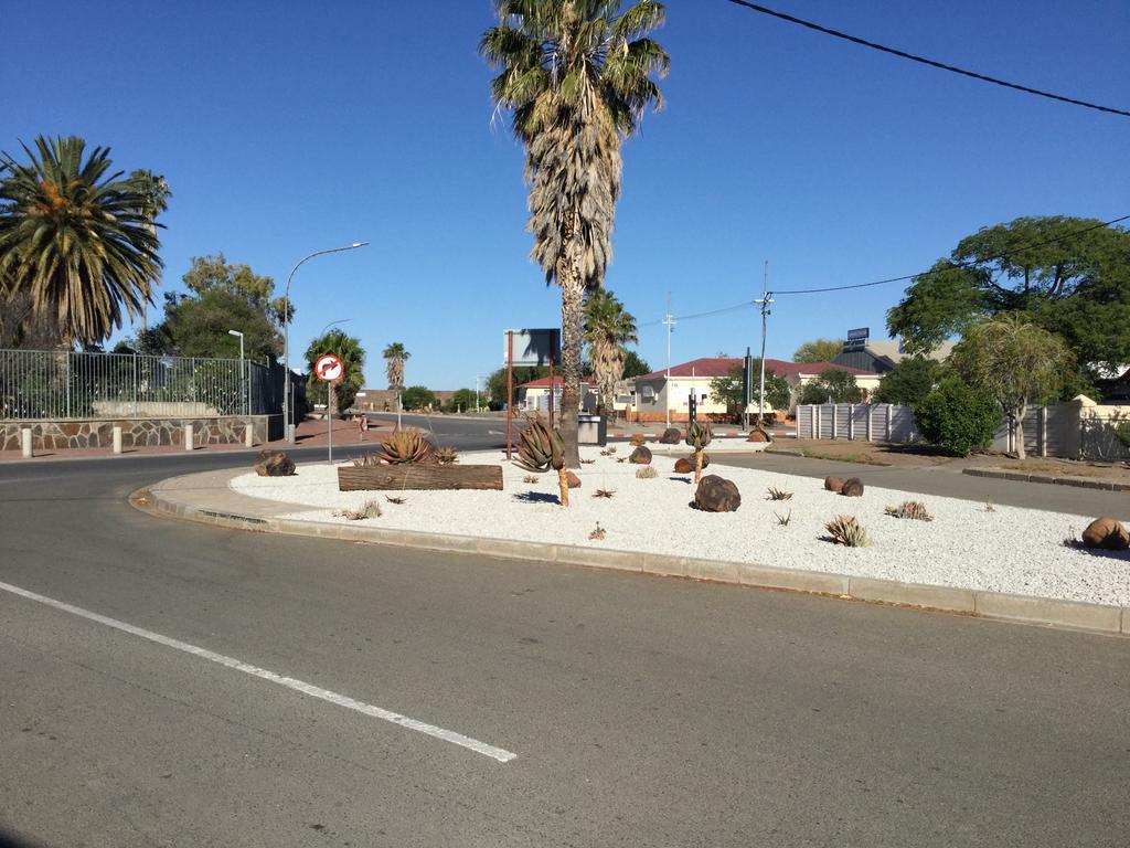 Karoo Heart Apartment Beaufort West Exterior photo